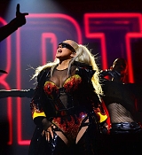 Christina_Aguilera_Performs_At_The_O2_Arena_283029.jpg