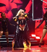 Christina_Aguilera_Performs_At_The_O2_Arena_284329.jpg