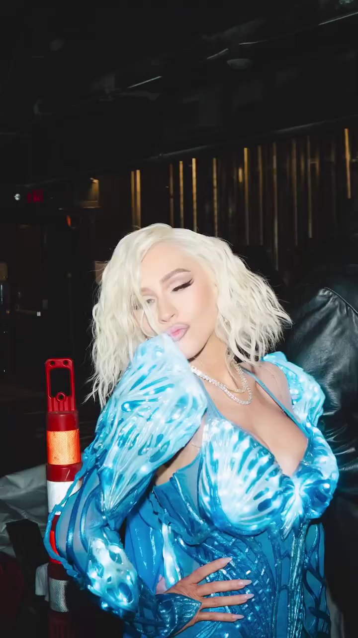 xtina_15.jpg